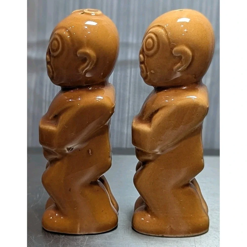 Trader Vics Vintage Pair Of Tiki Polynesian Native Statues Salt & Pepper Shakers